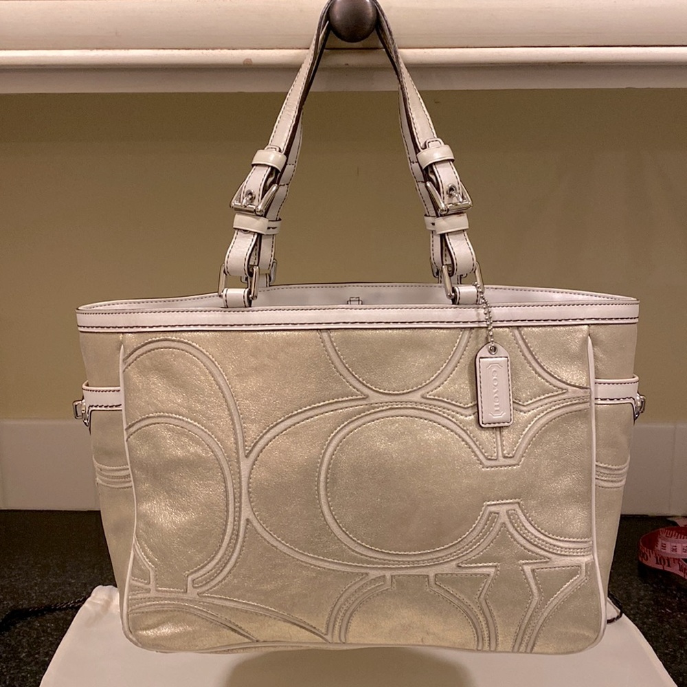 COACH buttery soft all leather tote.  Soft Champaign gold & white.  #9371